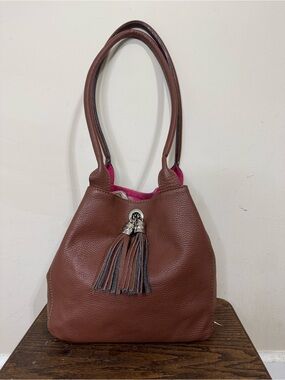 Anna Morellini Lilli Brown Leather Shoulder Bag Toggle Closure Suede Lining